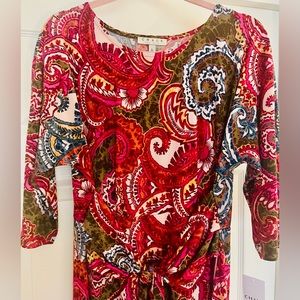 Gorgeous Flowing Deess